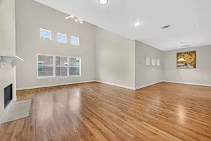 11510 Main Ash Dr, Houston, TX 77025 - Photo 10