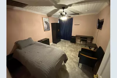 1025 Henderson Avenue, Orange, TX 77630 - Photo 12