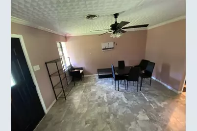 1025 Henderson Avenue, Orange, TX 77630 - Photo 6