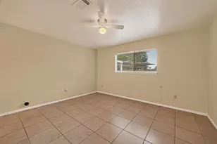 2302 Buchanan Dr, Baytown, TX 77520 - Photo 24