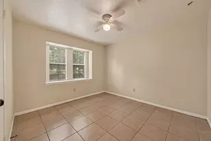 2302 Buchanan Dr, Baytown, TX 77520 - Photo 4