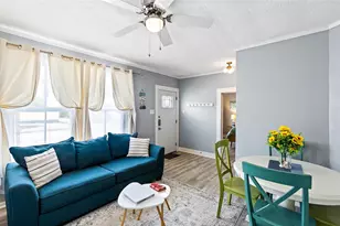 811 10th St, Galveston, TX 77550 - Photo 6