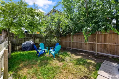 811 10th Street, Galveston, TX 77550 - Photo 38