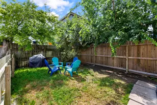 811 10th St, Galveston, TX 77550 - Photo 38