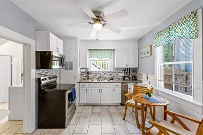 811 10th Street, Galveston, TX 77550 - Photo 14