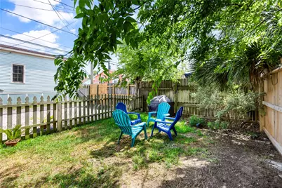 811 10th Street, Galveston, TX 77550 - Photo 38