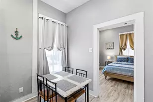 811 10th St, Galveston, TX 77550 - Photo 26