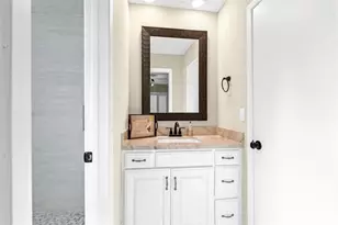 8306 Wind Forest Dr, Houston, TX 77040 - Photo 8