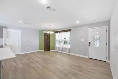 265 E Darby Street, Bridge City, TX 77611 - Photo 6