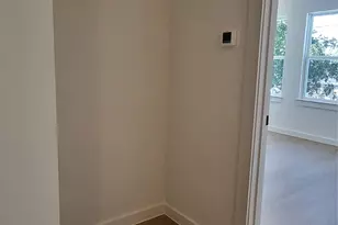 1033 North Ln, Houston, TX 77088 - Photo 20