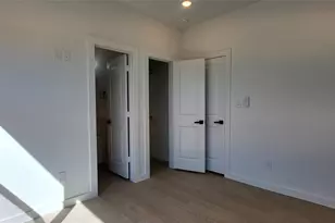 1033 North Ln, Houston, TX 77088 - Photo 18