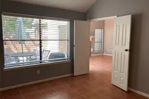 16630 Holly Trail Dr, Houston, TX 77058 - Photo 12