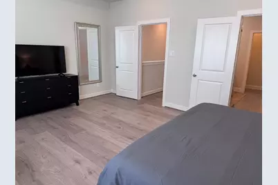 131 Eastwood Street Street, Houston, TX 77011 - Photo 26