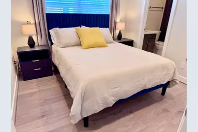 131 Eastwood Street Street, Houston, TX 77011 - Photo 32