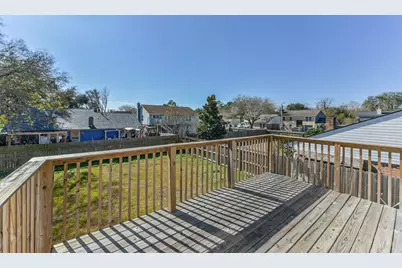 406 McConn Court, Houston, TX 77598 - Photo 32