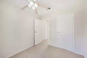 406 McConn Ct, Houston, TX 77598 - Photo 16