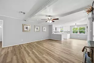 203 Wedgewood Ct, Oak Ridge North, TX 77386 - Photo 6
