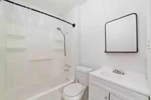 122 E Murrill Ave, Baytown, TX 77520 - Photo 14