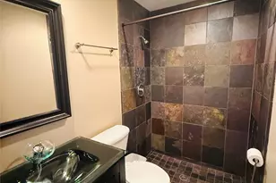 1045 Bonner St, Houston, TX 77007 - Photo 12