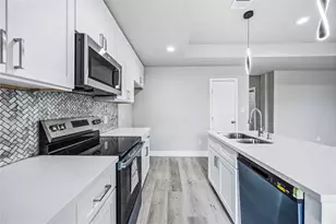 8512 Farqueson St, Houston, TX 77029 - Photo 10