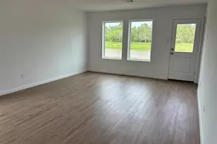 723 Umbrella Tree Dr, Magnolia, TX 77354 - Photo 2