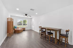 2217 Creston Dr, Houston, TX 77026 - Photo 14