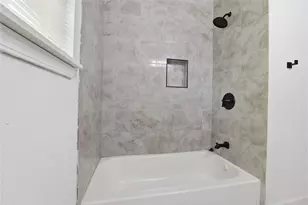 2217 Creston Dr, Houston, TX 77026 - Photo 38