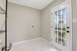 2217 Creston Dr, Houston, TX 77026 - Photo 42