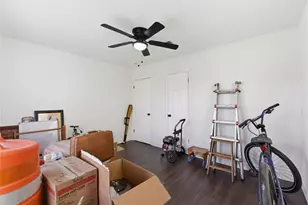 2217 Creston Dr, Houston, TX 77026 - Photo 40