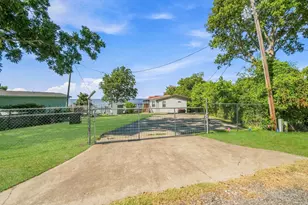 298 Nugent Dr, Livingston, TX 77351 - Photo 28