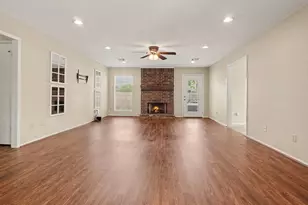 3119 Kathleen Dr, Mont Belvieu, TX 77523 - Photo 12