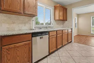 3119 Kathleen Dr, Mont Belvieu, TX 77523 - Photo 10