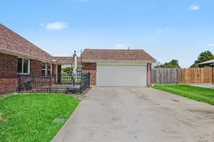 3119 Kathleen Dr, Mont Belvieu, TX 77523 - Photo 32