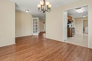 3119 Kathleen Dr, Mont Belvieu, TX 77523 - Photo 6