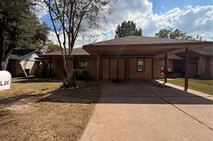 1307 Castolan Dr, Houston, TX 77038 - Photo 2