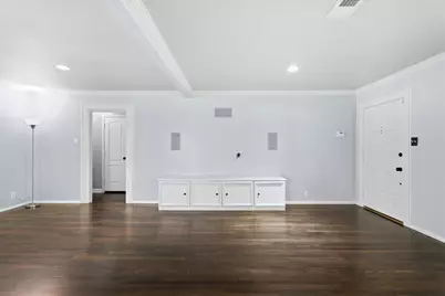 1328 Bingle Road, Houston, TX 77055 - Photo 8