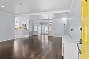 1328 Bingle Rd, Houston, TX 77055 - Photo 4