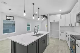 15113 Austin, Willis, TX 77378 - Photo 12