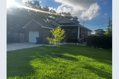3134 Babin Drive, Texas City, TX 77590 - Photo 2