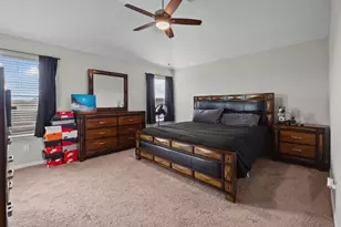 689 Forest Bend Ln, La Marque, TX 77568 - Photo 10