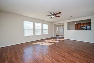 9403 Coatsworth Dr, Sugar Land, TX 77498 - Photo 6