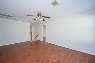 9403 Coatsworth Dr, Sugar Land, TX 77498 - Photo 14