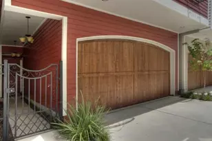 916 Lawrence St, Houston, TX 77008 - Photo 34