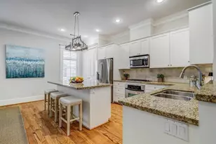 916 Lawrence St, Houston, TX 77008 - Photo 4