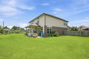 693 Forest Bend Ln, La Marque, TX 77568 - Photo 48