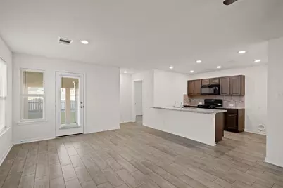 15630 Pennfield Point Court, Houston, TX 77044 - Photo 12