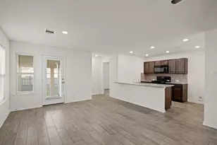 15630 Pennfield Point Ct, Houston, TX 77044 - Photo 12