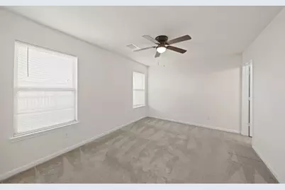 15630 Pennfield Point Court, Houston, TX 77044 - Photo 18