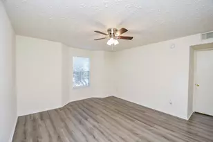 8051 Bay Branch Dr, The Woodlands, TX 77382 - Photo 14