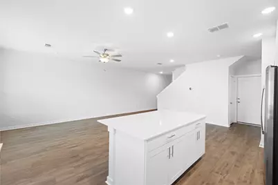 8104 Danson Lane, Pearland, TX 77584 - Photo 6